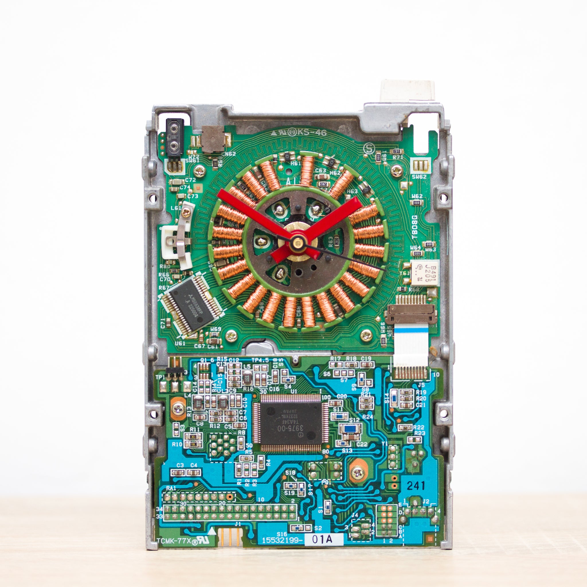 Desk clock made from a 3 1/2 inch floppy disk drive, FDD clock, recycled computer clock